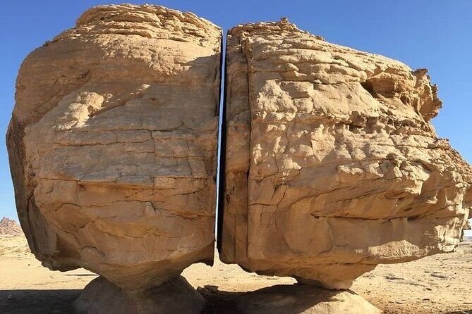 Black - White Desert and Bahariya Oasis two days Tour - Journey Through Egypt’s Western Desert