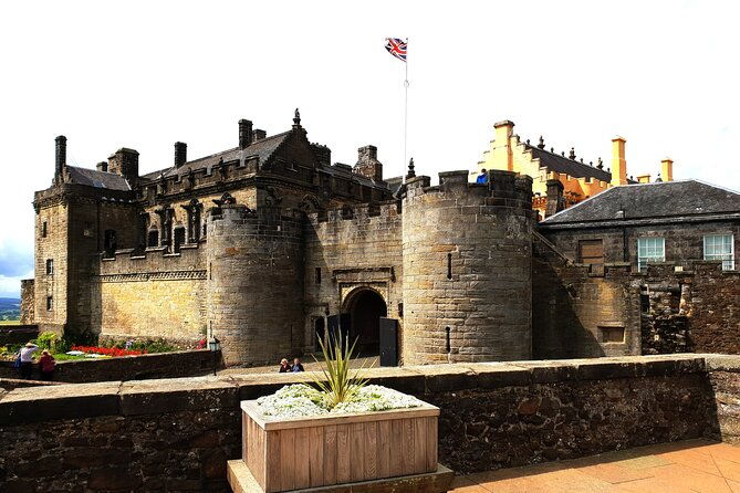 blackness-stirling-castle-wallace-monument-luxury-private-tour