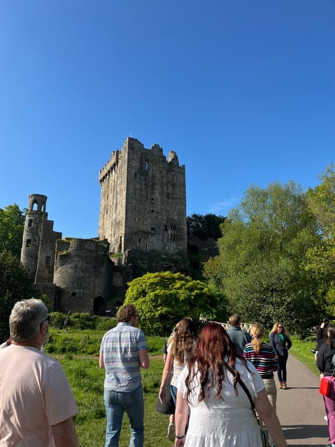blarney-castle-and-cork-cityprivate-taxi-tour