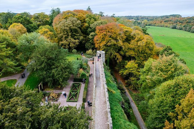 blarney-rock-of-cashel-cahir-castles-day-tour-from-dublin