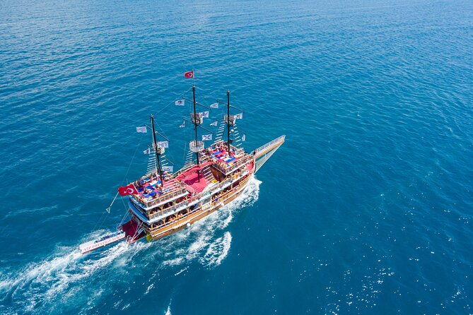 blau-laguna-boat-trip-from-side
