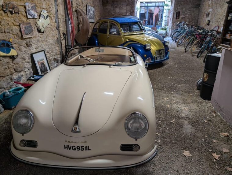 blaye-the-secrets-of-blaye-wine-art-history-and-old-cars