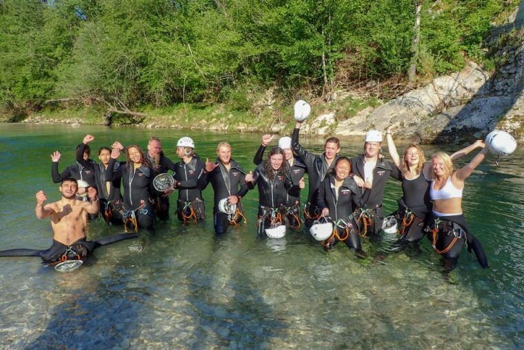 bled-guided-canyoning-tour-with-transport
