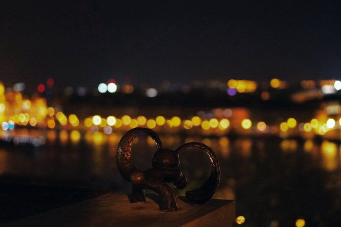 bloodthirsty-hungary-castle-district