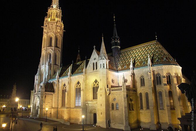 bloodthirsty-hungary-castle-district