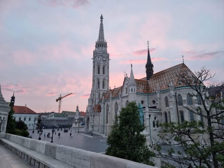 bloodthirsty-hungary-walking-tour-dark-historical-stories