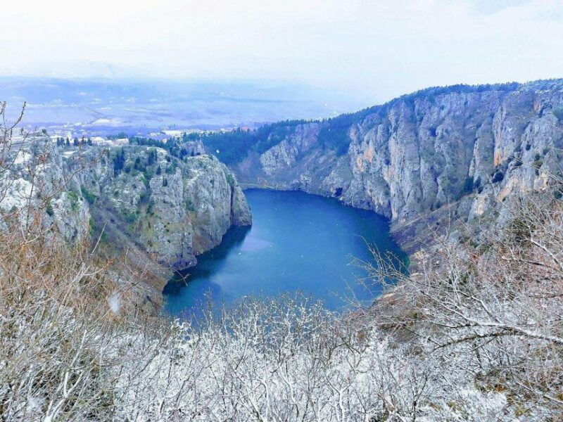 blue-and-red-lake-and-wine-tasting