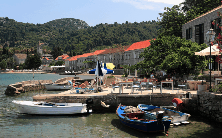 blue-cave-and-elaphiti-islands-private-speed-boat-tour