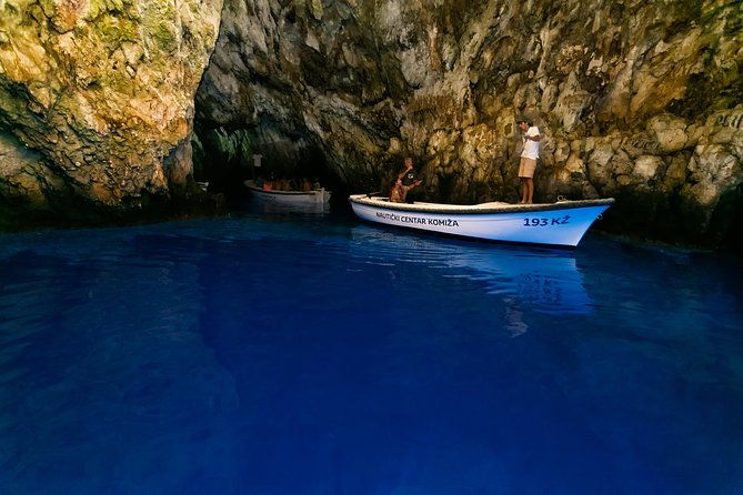 blue-cave-and-pakleni-islands-group-tour-from-hvar