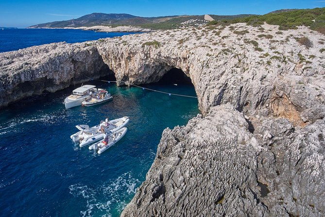 blue-cave-and-pakleni-islands-group-tour-from-hvar