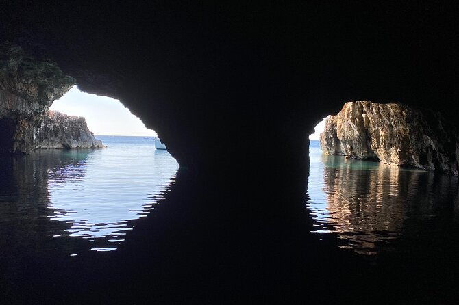 blue-cave-and-town-hvar-with-5-island-boat-tour