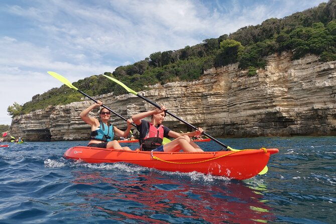 blue-cave-boat-and-kayak-sea-adventures-tour-in-pula