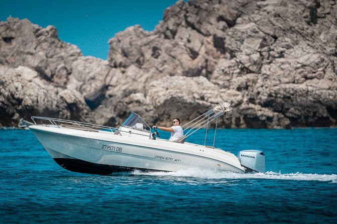 blue-cave-elaphiti-islands-4-hours-all-inclusive-boat-tour