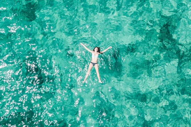 blue-cave-full-day-boat-tour-with-hvar-and-5-islands