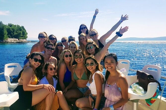 blue-cave-full-day-boat-tour-with-hvar-and-5-islands