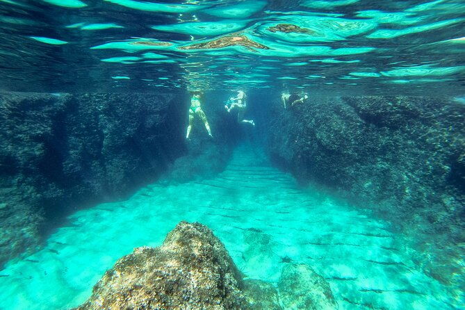 blue-cave-green-cave-lopud-beach-small-group-speed-boat-tour