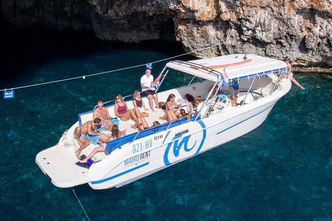 Blue cave group tour with swimming and snorkelling from Hvar - FAQ