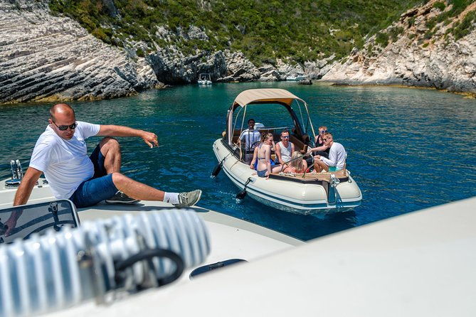blue-cave-hvar-and-five-islands-small-group-tour-from-split
