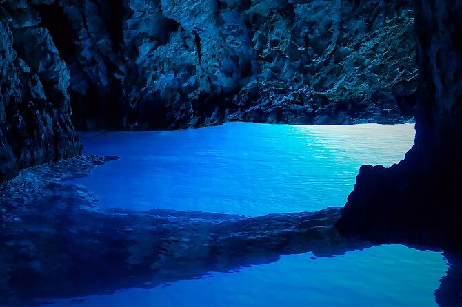 blue-cave-hvar-island-paklenjaci-speedboat-tour-from-split