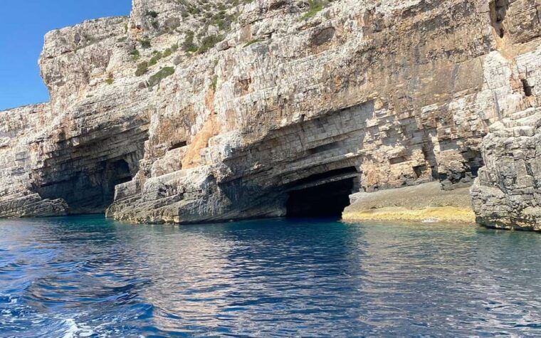 blue-cave-speedboat-trip-from-trogir