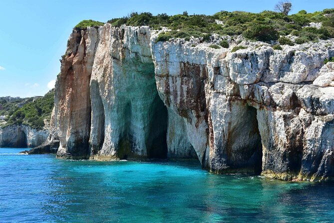 blue-caves-of-zakynthos