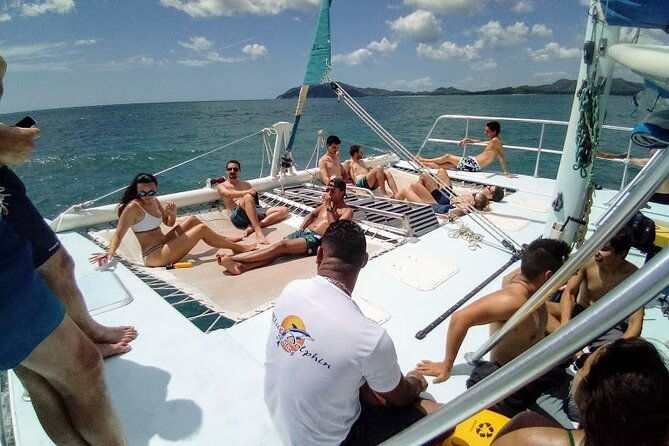 blue-dolphin-catamaran-snorkeling-sunset-cruise-from-tamarindo