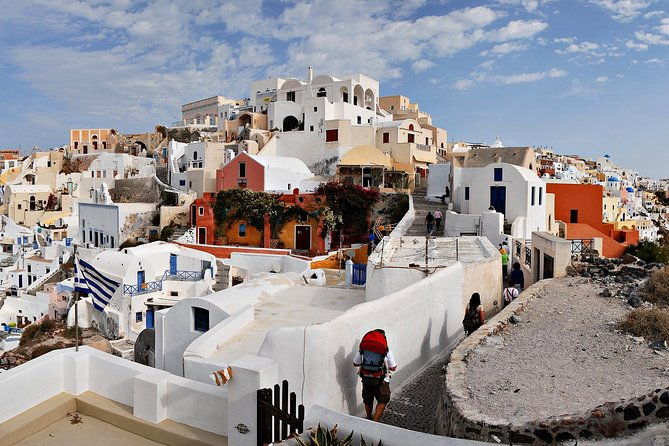 blue-dome-and-oia-sunset-small-group-transfer