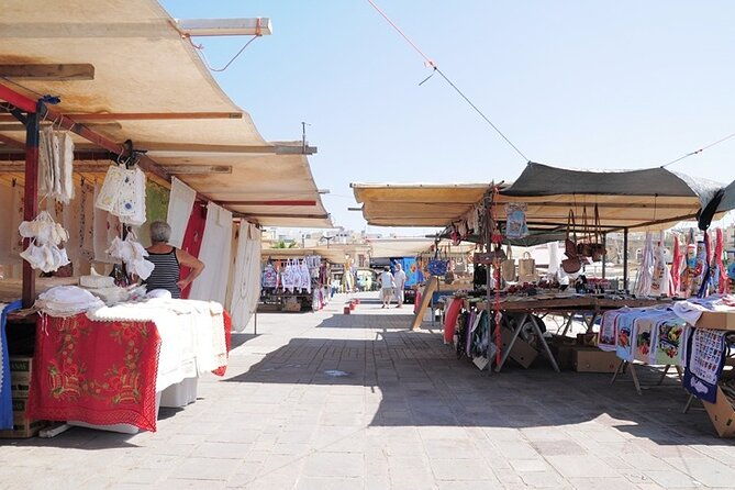 blue-grotto-and-sunday-market-at-marsaxlokk-fishing-village-tour