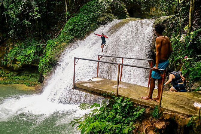 blue-hole-and-dunns-river-falls-from-ocho-rios