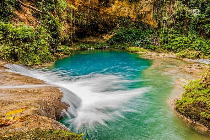 blue-hole-and-dunns-river-falls-from-ocho-rios