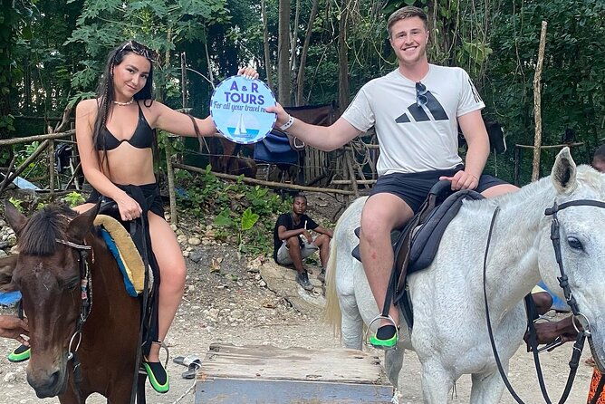 blue-hole-and-horseback-riding-from-runaway-bay