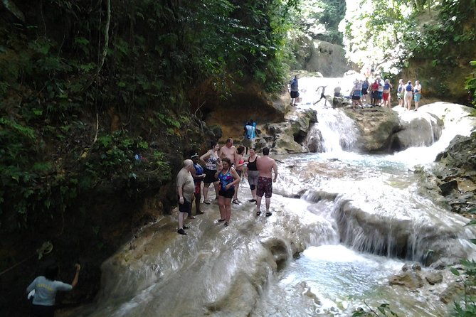blue-hole-and-river-tubing-from-montego-bay