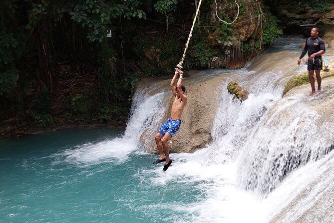 blue-hole-and-river-tubing-the-most-fun-and-relaxing-excursions