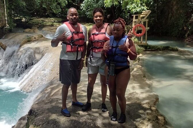 blue-hole-and-shopping-in-ocho-rios-jamaica