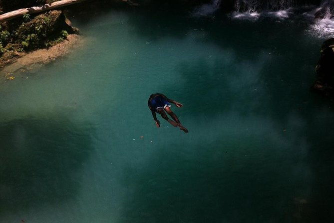 blue-hole-and-sightseeing-tour-from-falmouth