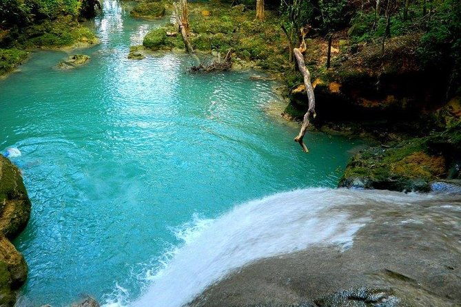 blue-hole-and-sightseeing-tour-from-falmouth