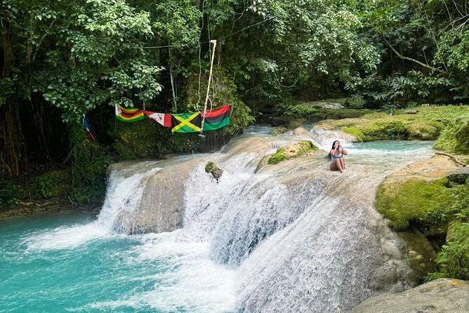 blue-hole-and-white-river-rafting-tour-ocho-rios