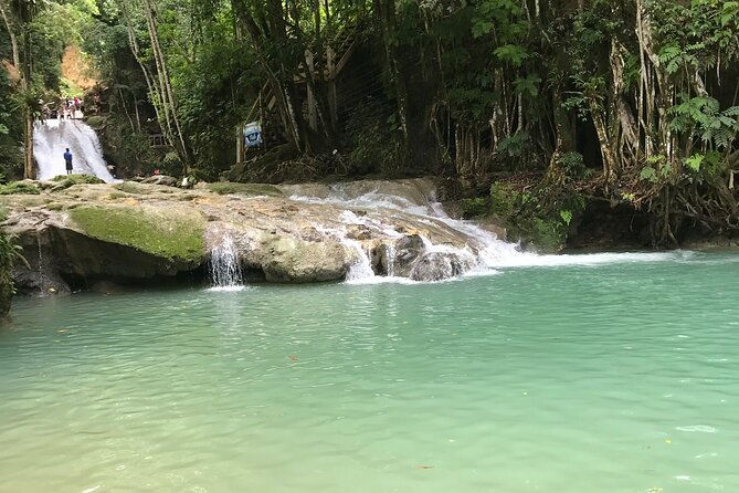 blue-hole-from-ocho-rios-3
