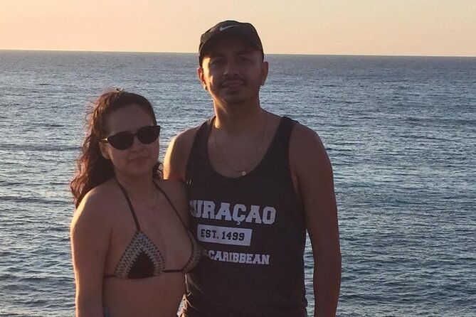 blue-hole-mineral-spring-seven-mile-beach-ricks-cafe-shopping-private-tour