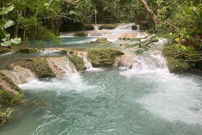 blue-hole-ocho-rios-day-trip-from-montego-bay