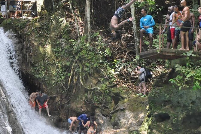 blue-hole-private-tour-from-ocho-rios-with-pickup