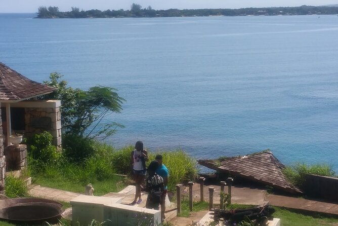 blue-hole-secert-falls-and-dunns-river-combo-tour