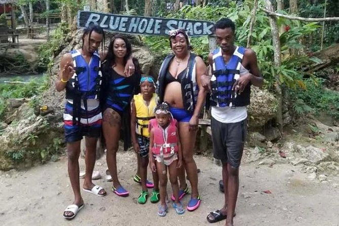 blue-hole-secret-falls-and-bob-marley-nine-mile-private-tour