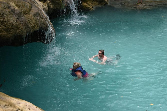 blue-hole-secret-falls-day-trip-plus-shopping-from-runaway-bay