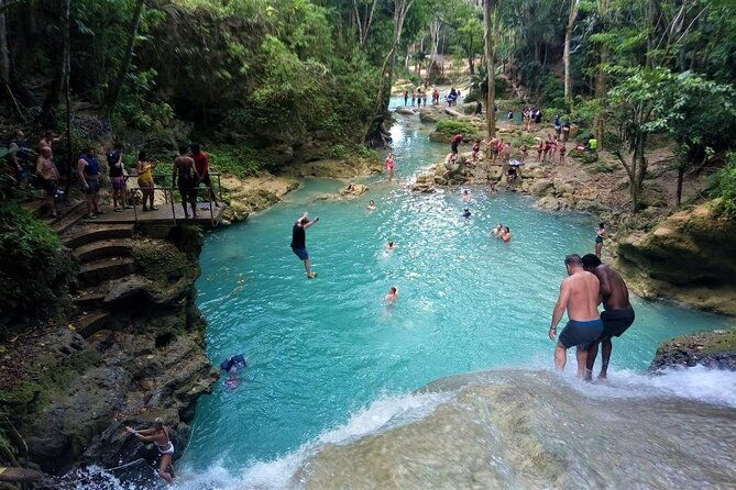 blue-hole-secret-falls-private-tour-3