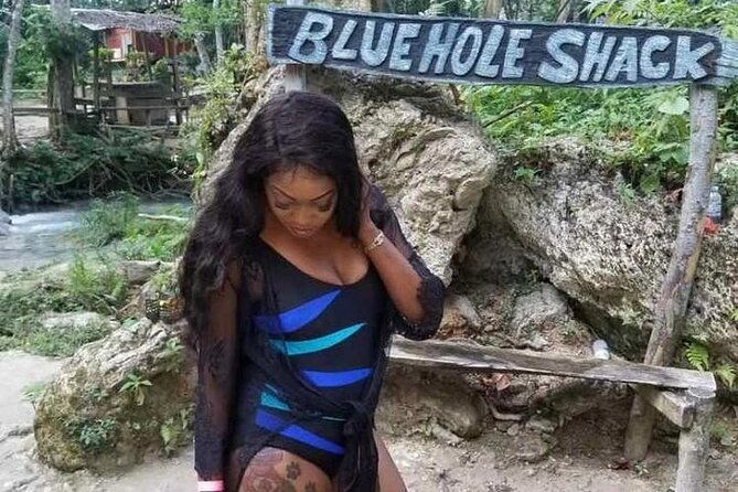 blue-hole-secret-falls-private-tour