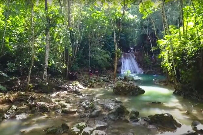 blue-hole-waterfalls-and-rasta-garden-from-montego-bay