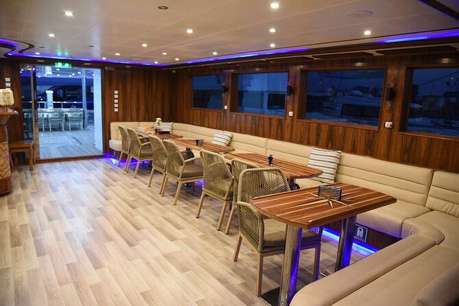 blue-lagoon-3-hours-afternoon-cruise-with-transfer-from-paphos