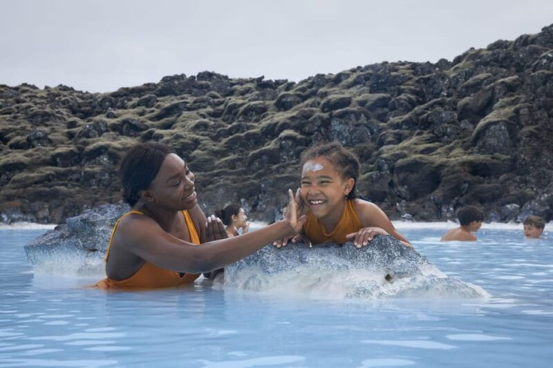 blue-lagoon-admission-package-with-drink-towel-and-mask