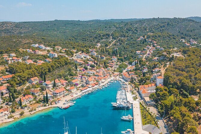 Blue Lagoon and 3 Islands Speedboat Tour from Trogir - Practical Details and Considerations